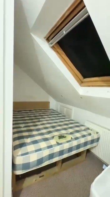 Room Margery Park Road in Greater London