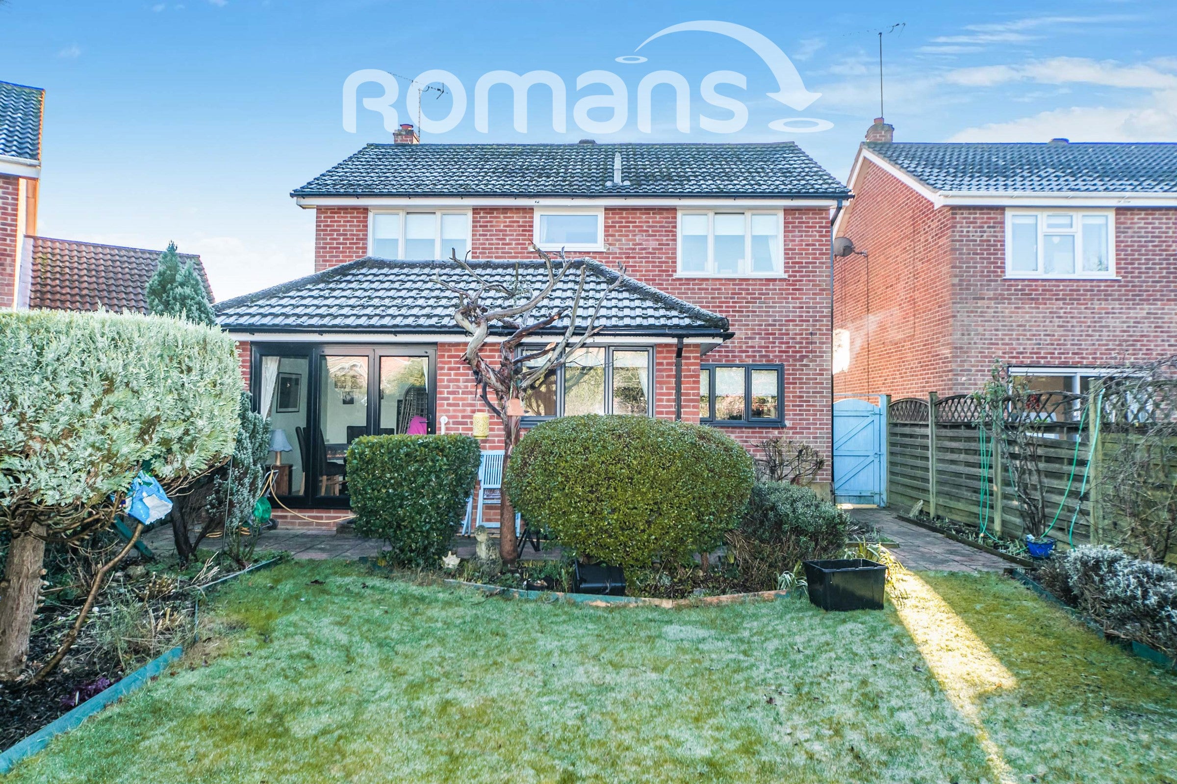 House Radcot Close in Woodley
