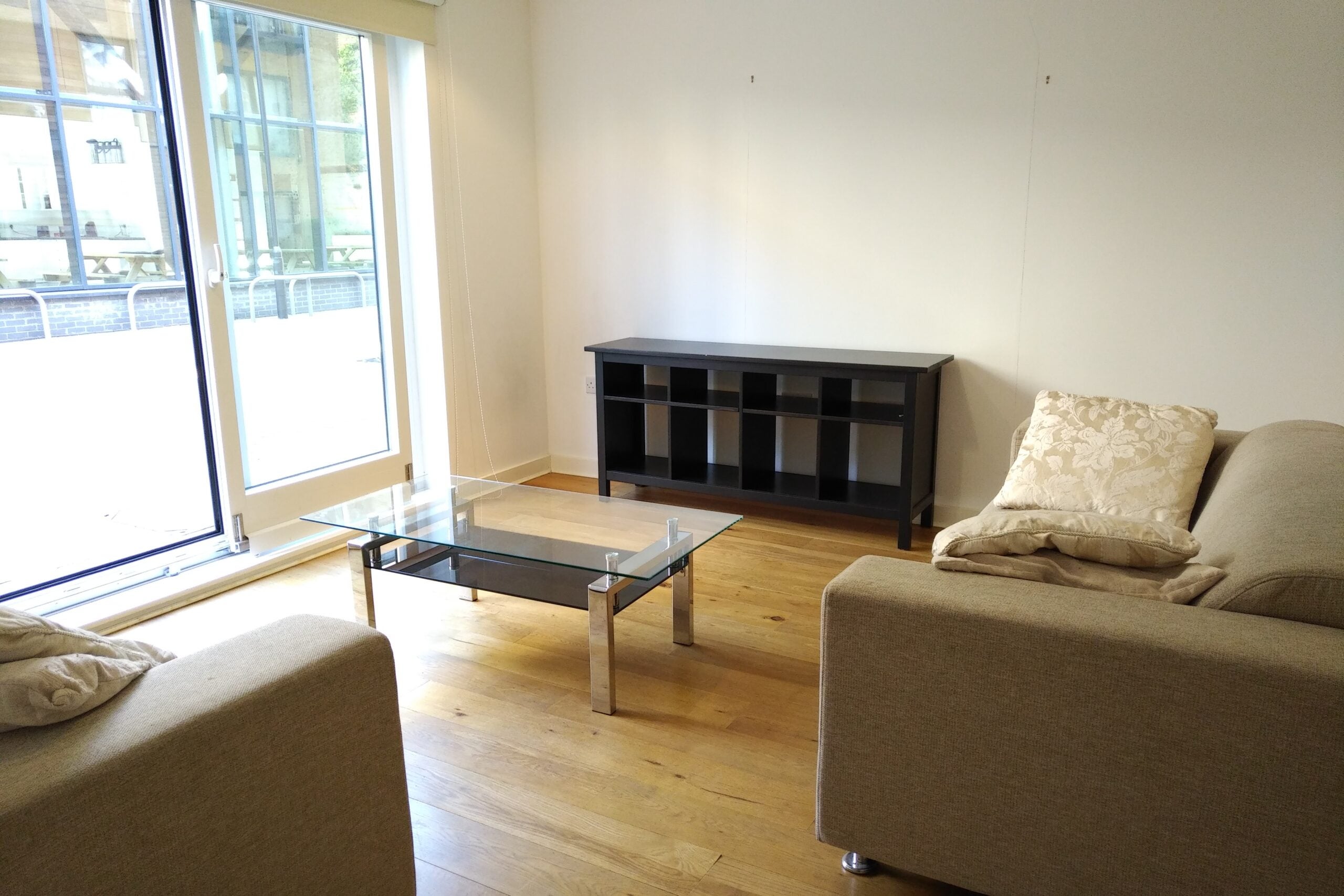 Flat Forge Square in Greater London
