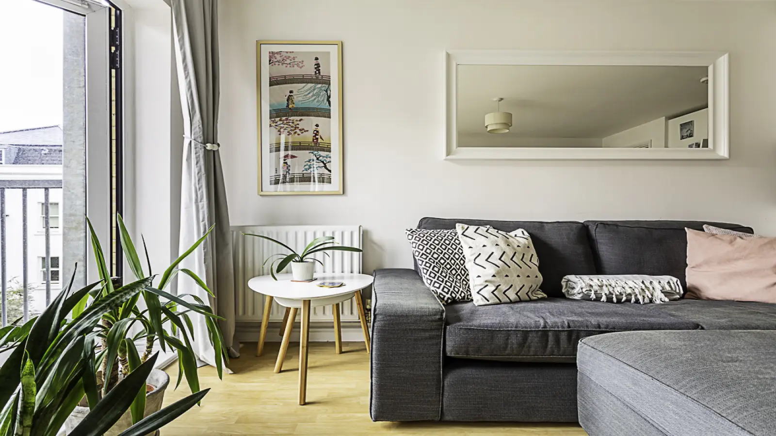 Flat New Road in Greater London
