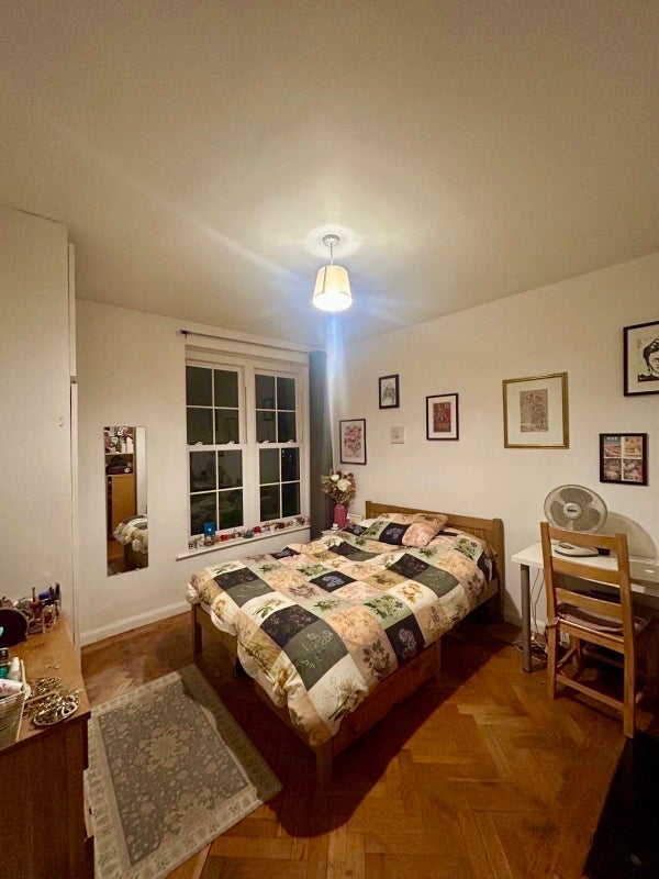 Room Sumner Street in Greater London