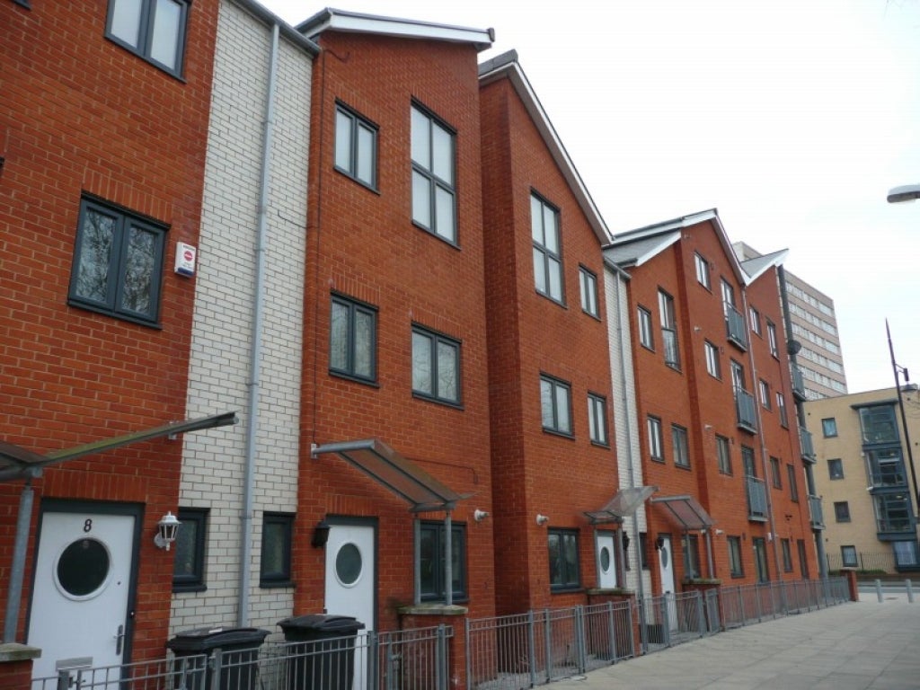 House Newbold Walk in Manchester