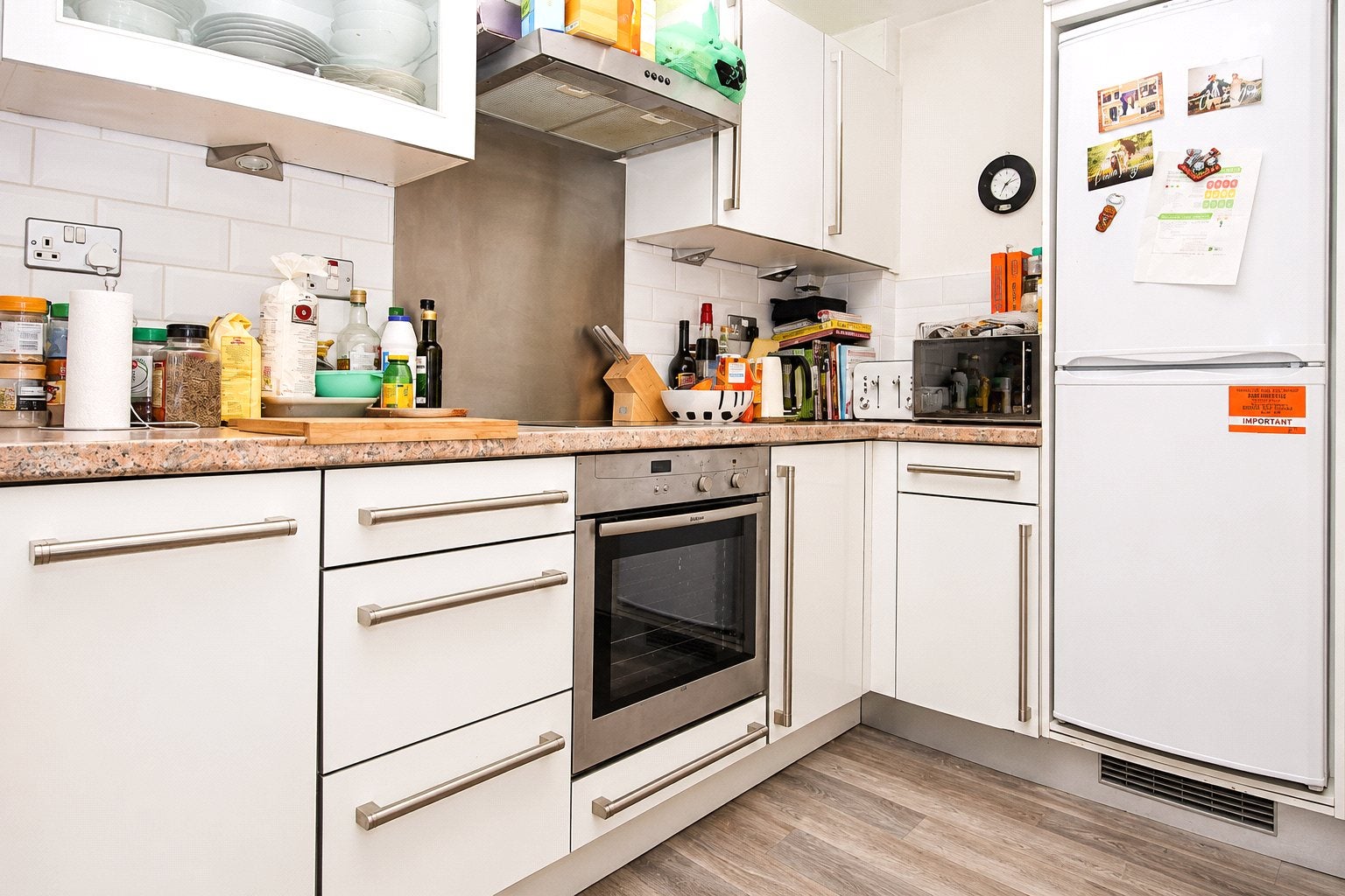Flat Streatham High Road in Greater London