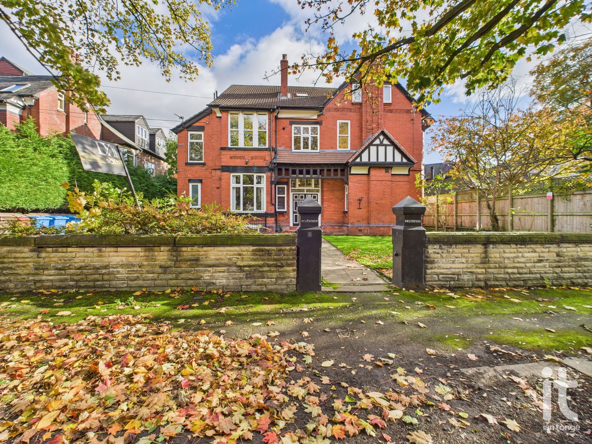 Flat Spath Road in Manchester