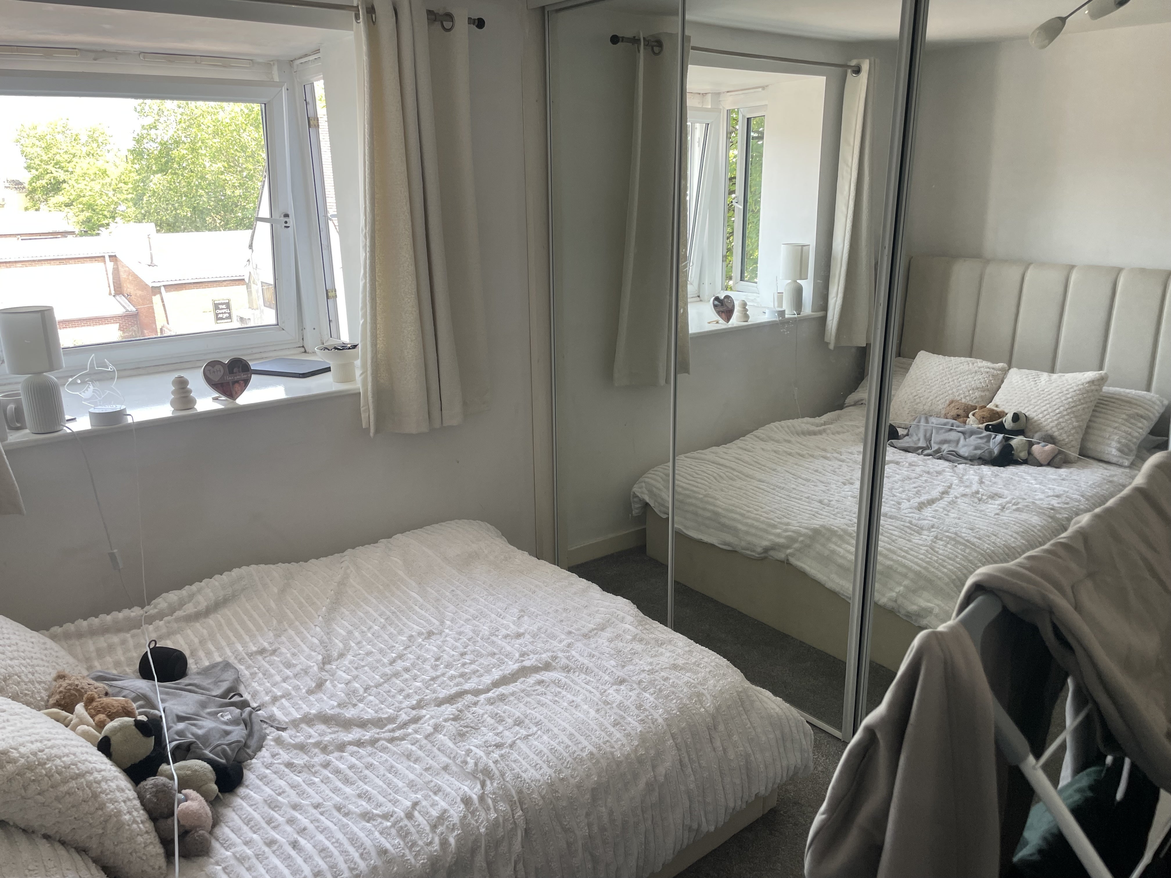 Flat Anglesea Terrace in Southampton