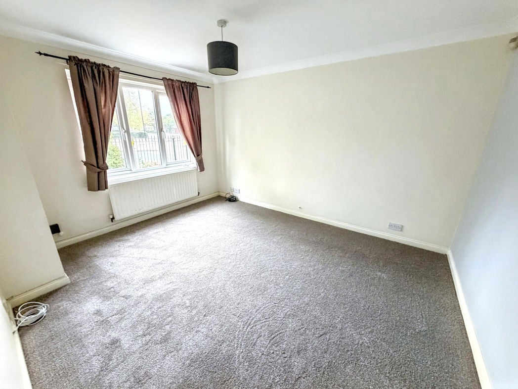 Flat Kestrel Way in North Tyneside
