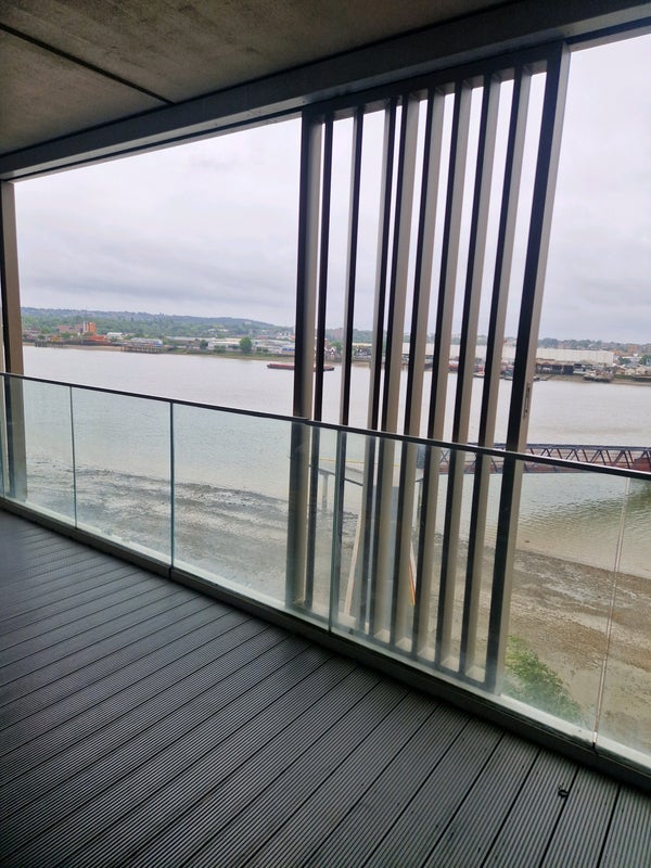 Room Riverside Walk in Greater London