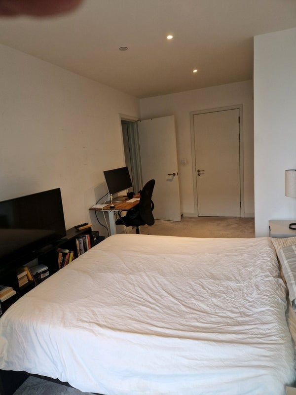 Room Riverside Walk in Greater London