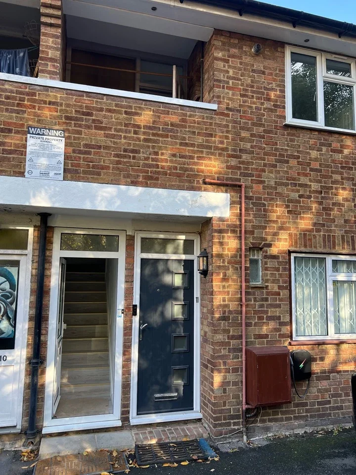 Flat Minchenden Court in Greater London