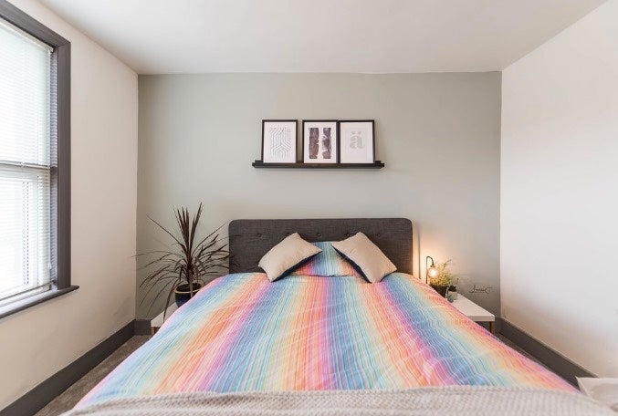 Room Grange Road in Greater London