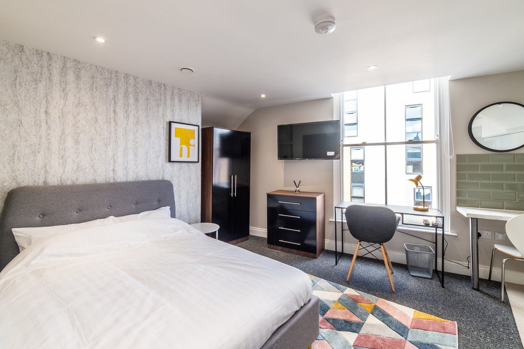 Room Derby Road in Nottingham