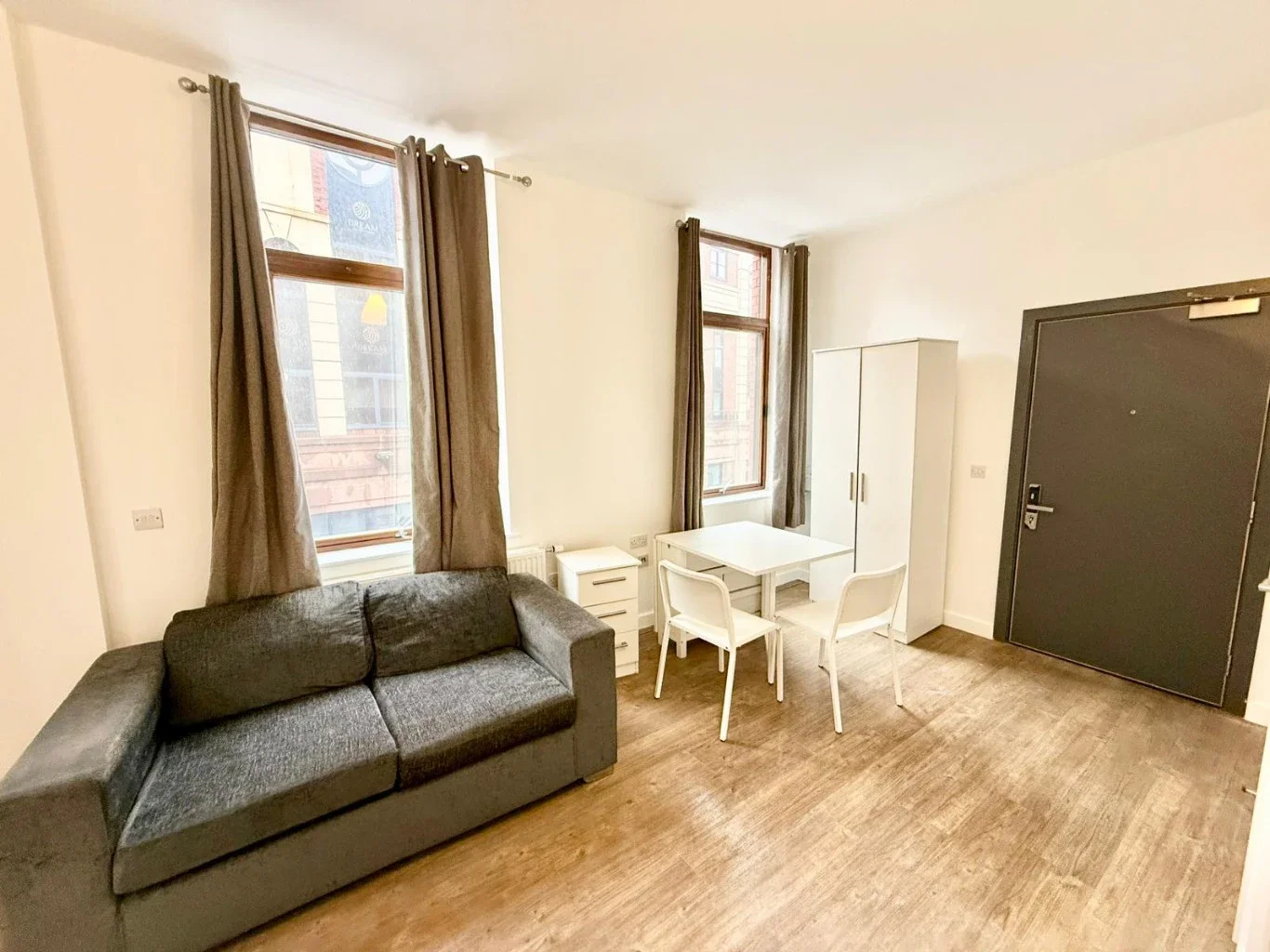 Flat Moorfields in Liverpool