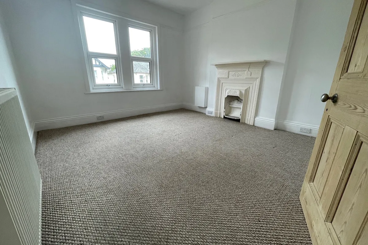 Flat Pembroke Road in Bournemouth