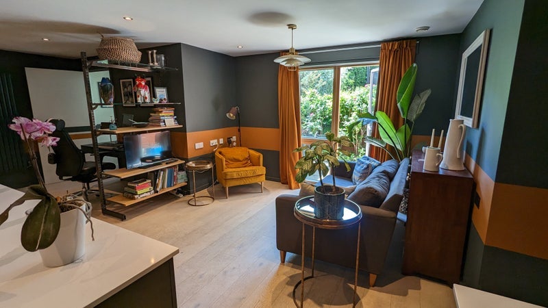 Room Fairstead Walk in Greater London