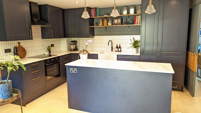 Room Fairstead Walk in Greater London