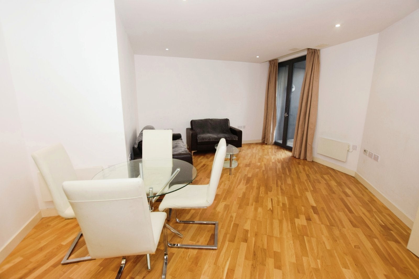 Flat Piccadilly Place in Manchester