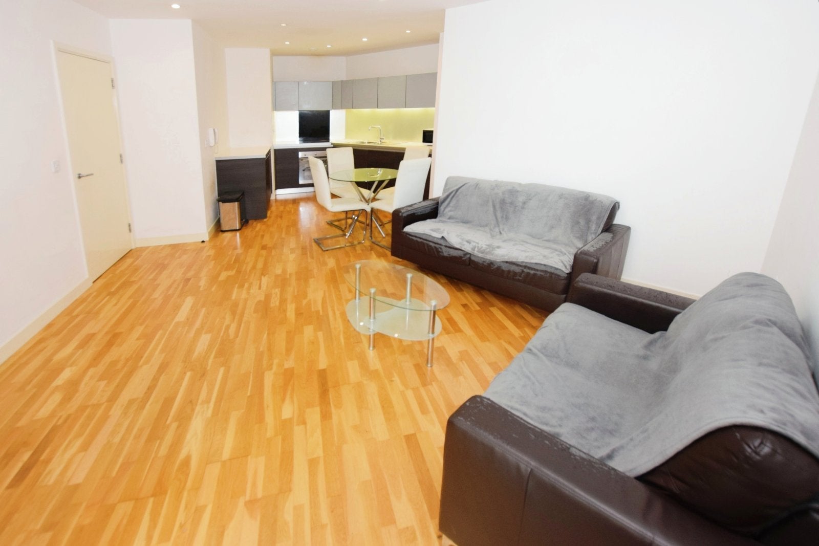 Flat Piccadilly Place in Manchester