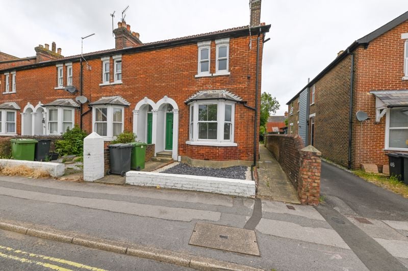 House Station Road in East Hampshire