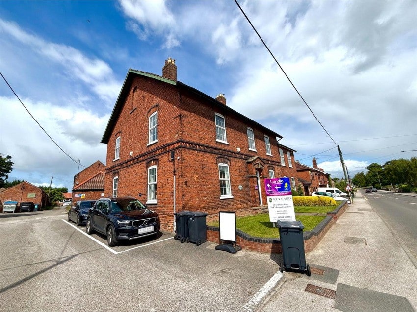Flat York Road in Shipton by Beningbrough