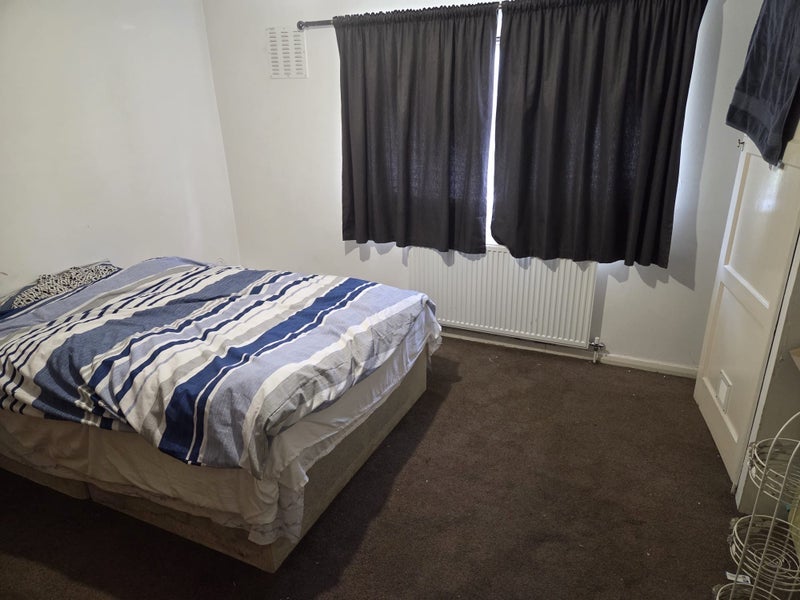 Room Rose Green Road in Bristol