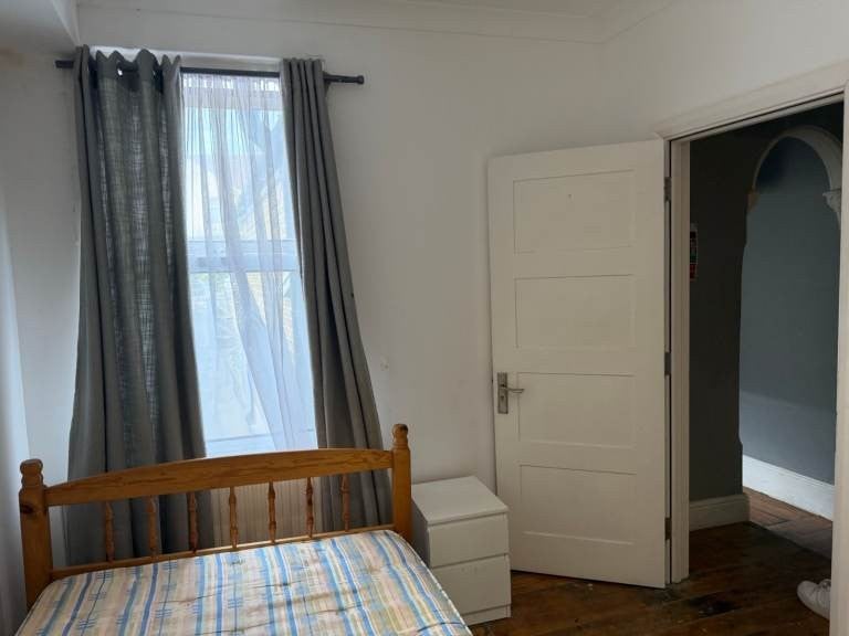 Room Rochester Street in Chatham