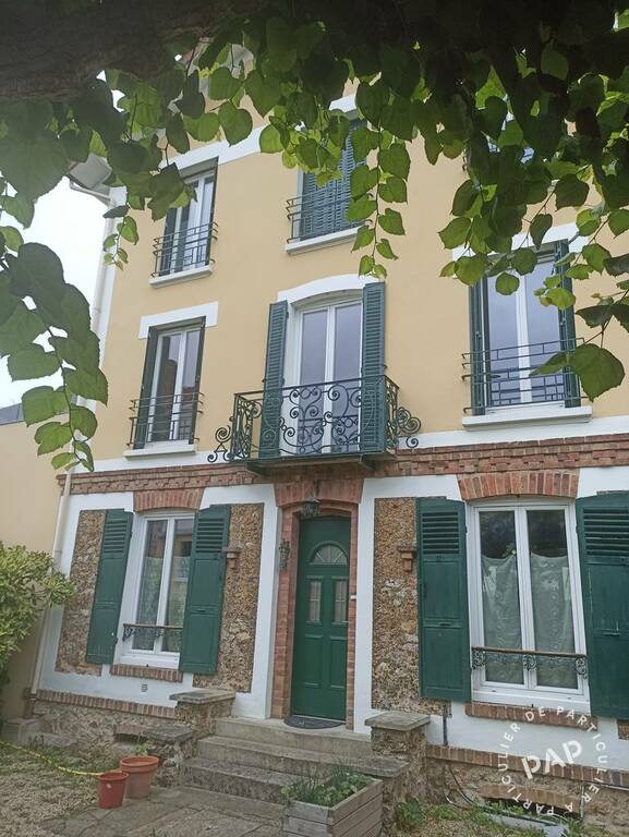 Flat Avenue Honoré d'Estienne d'Orves in Juvisy-sur-Orge