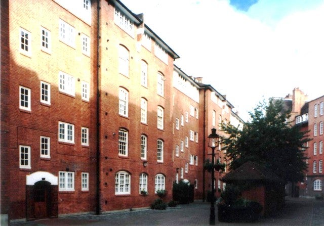 Flat Erasmus Street in London