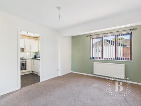 Flat Woodcote Way in Shrewsbury