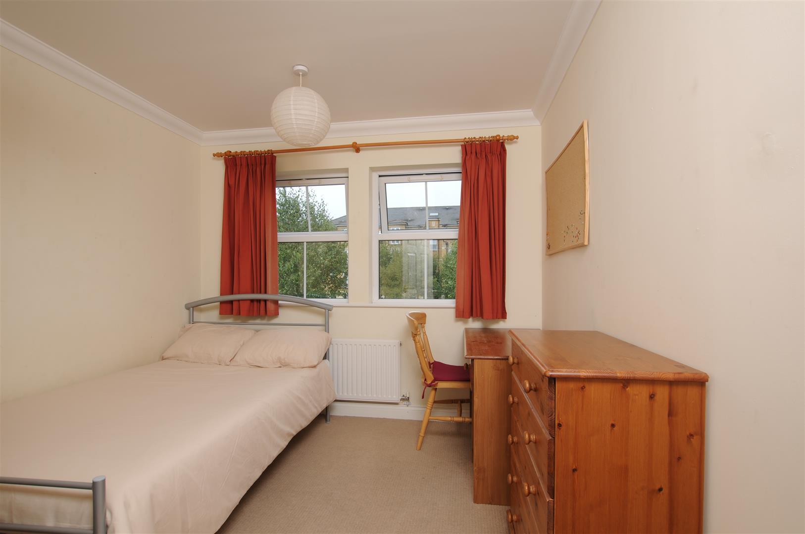 Flat Venneit Close in Oxford