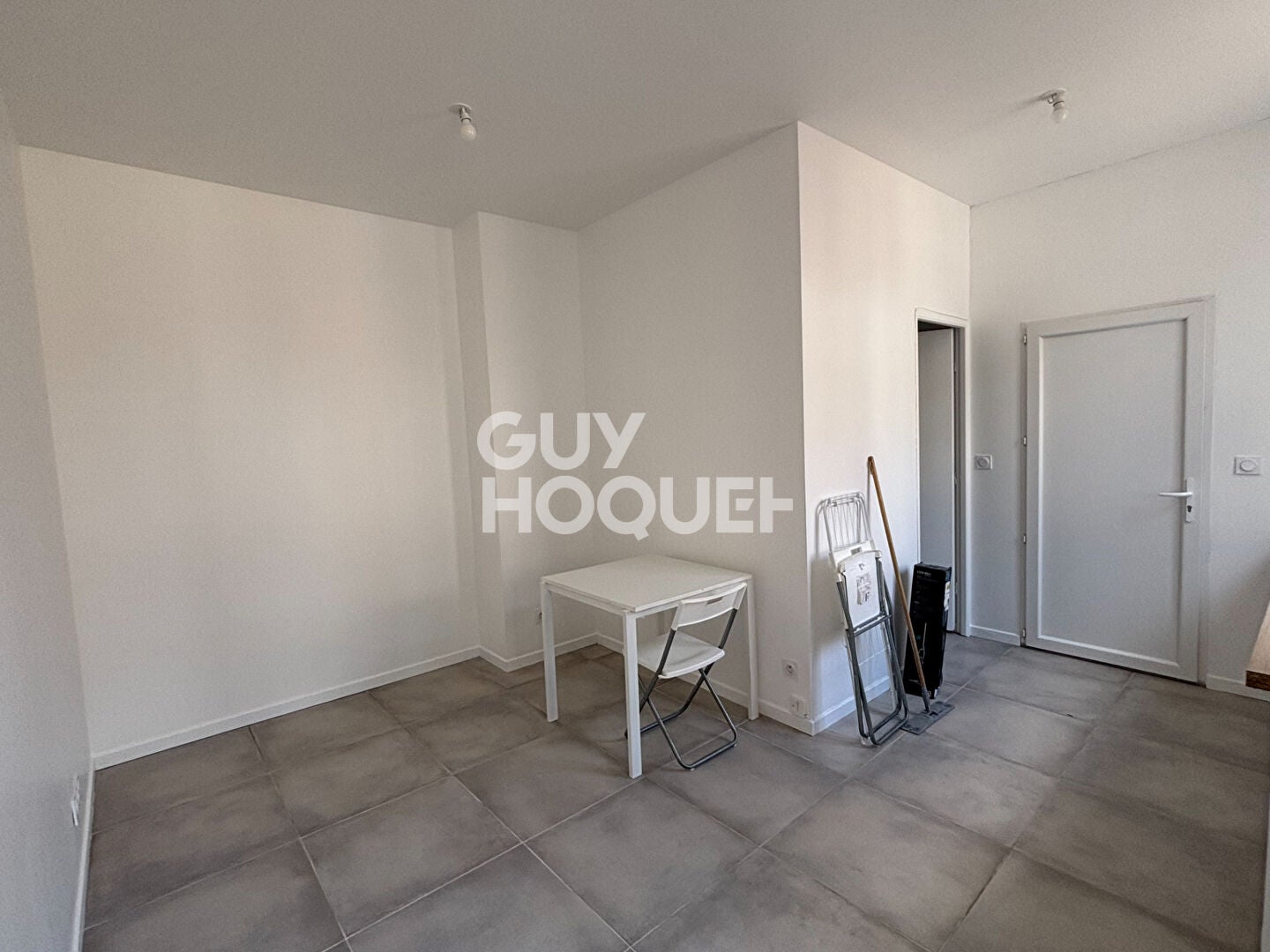 Flat Résidence Galilée in Caudebec-lès-Elbeuf