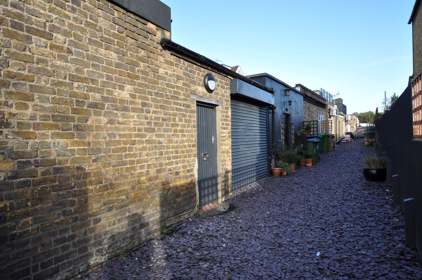 Flat Fleece Road in Elmbridge