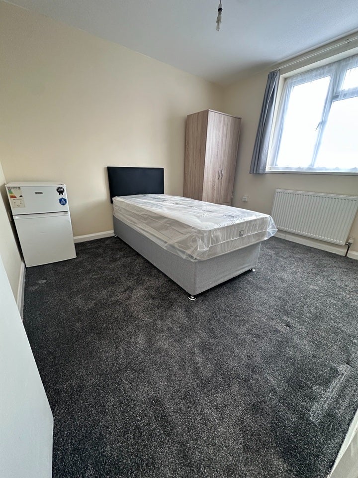 Room North Road in Greater London