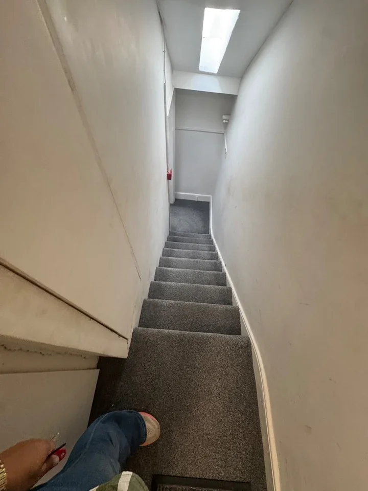 Flat Stanmore Hill in Greater London