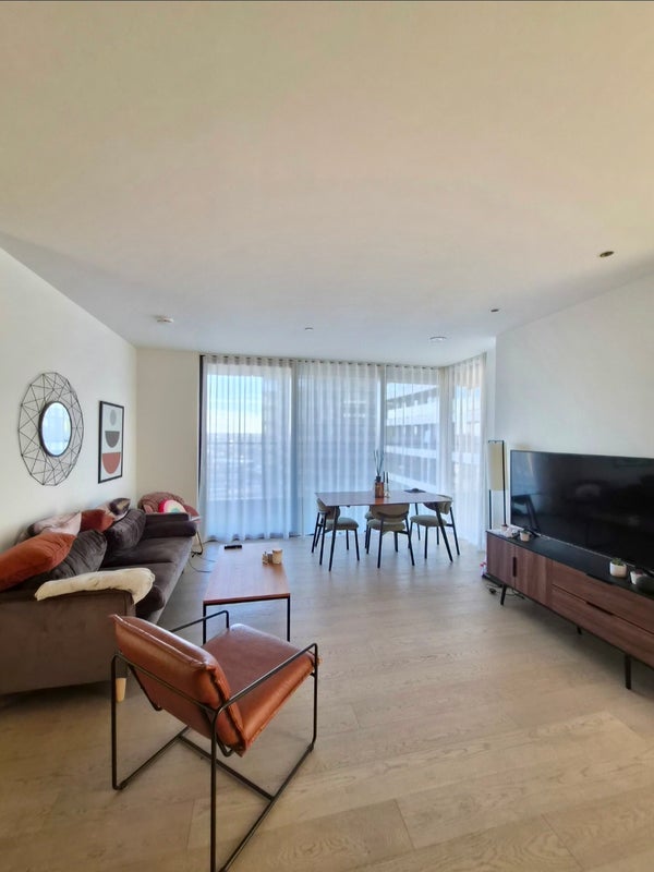Room Wards Place in Greater London