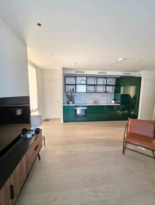 Room Wards Place in Greater London