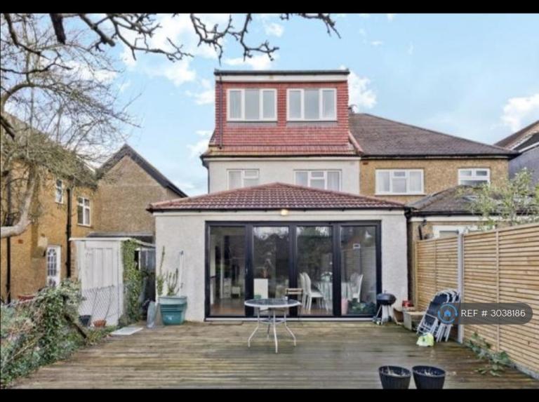 House Douglas Road in Greater London