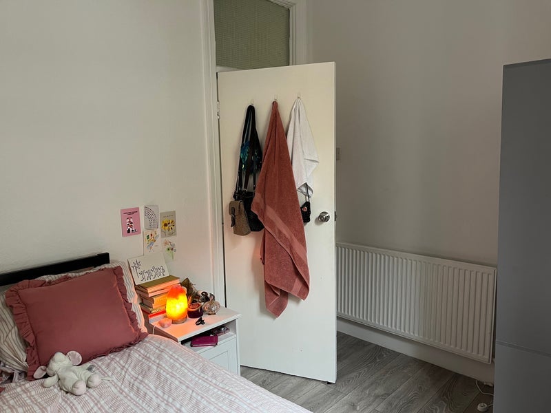 Room Mare Street in Greater London