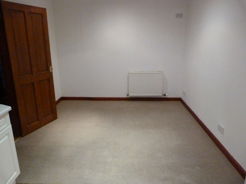 Flat Lesmurdie Court in Elgin