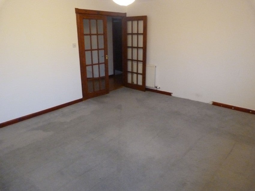 Flat Lesmurdie Court in Elgin