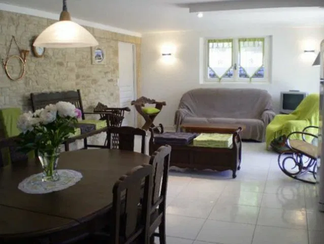 House Véloroute V91 in Creysse