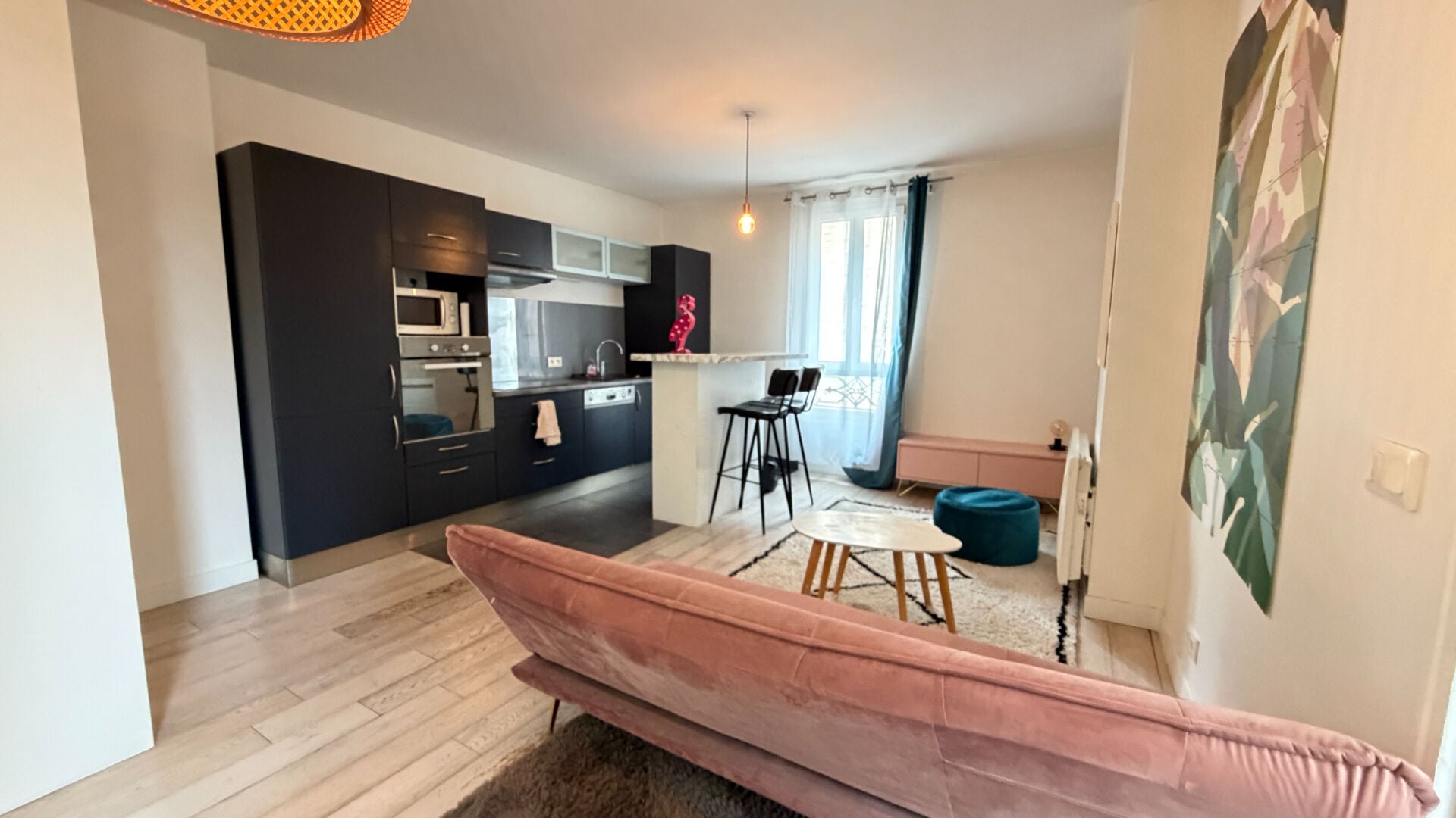 Flat Rue Jacques Mazaud in Levallois-Perret
