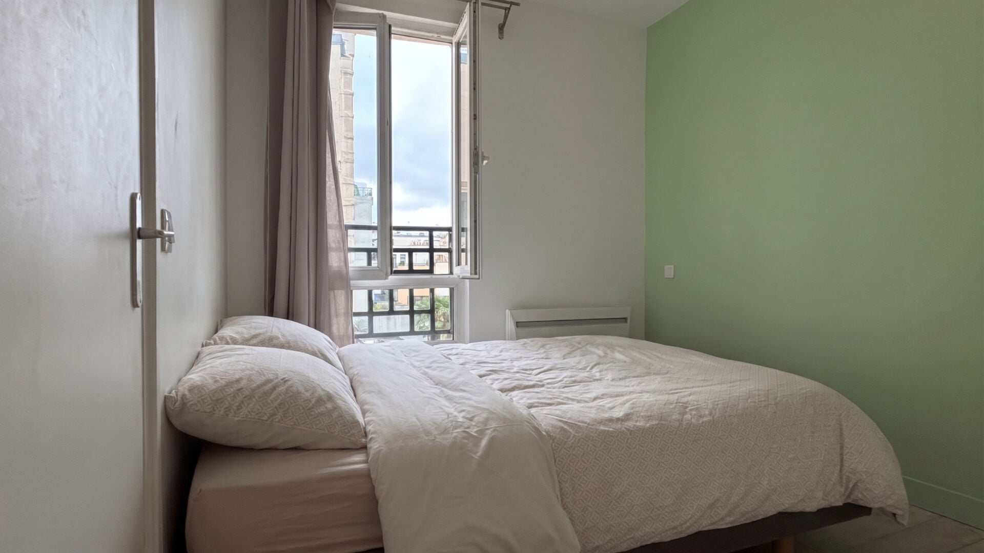 Appartement Rue Jacques Mazaud à Levallois-Perret