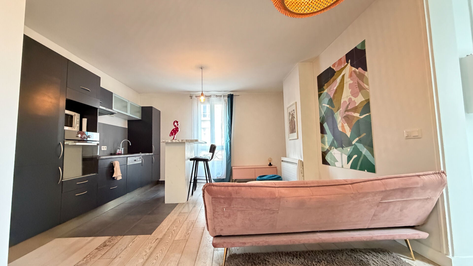 Flat Rue Jacques Mazaud in Levallois-Perret