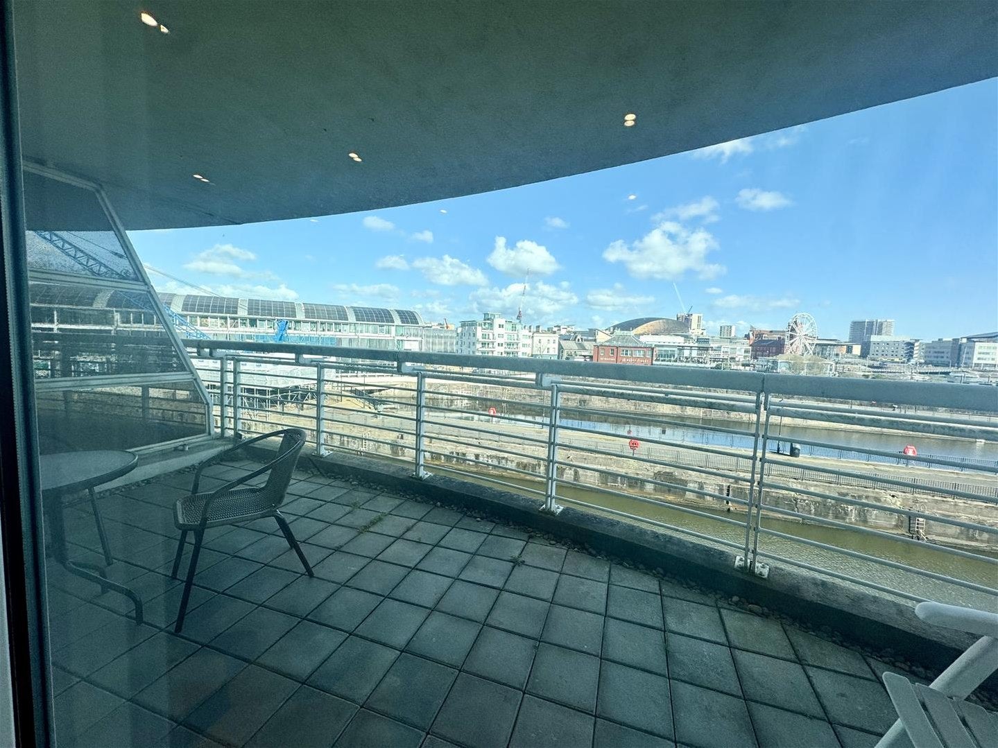 Flat Havannah Street in Cardiff