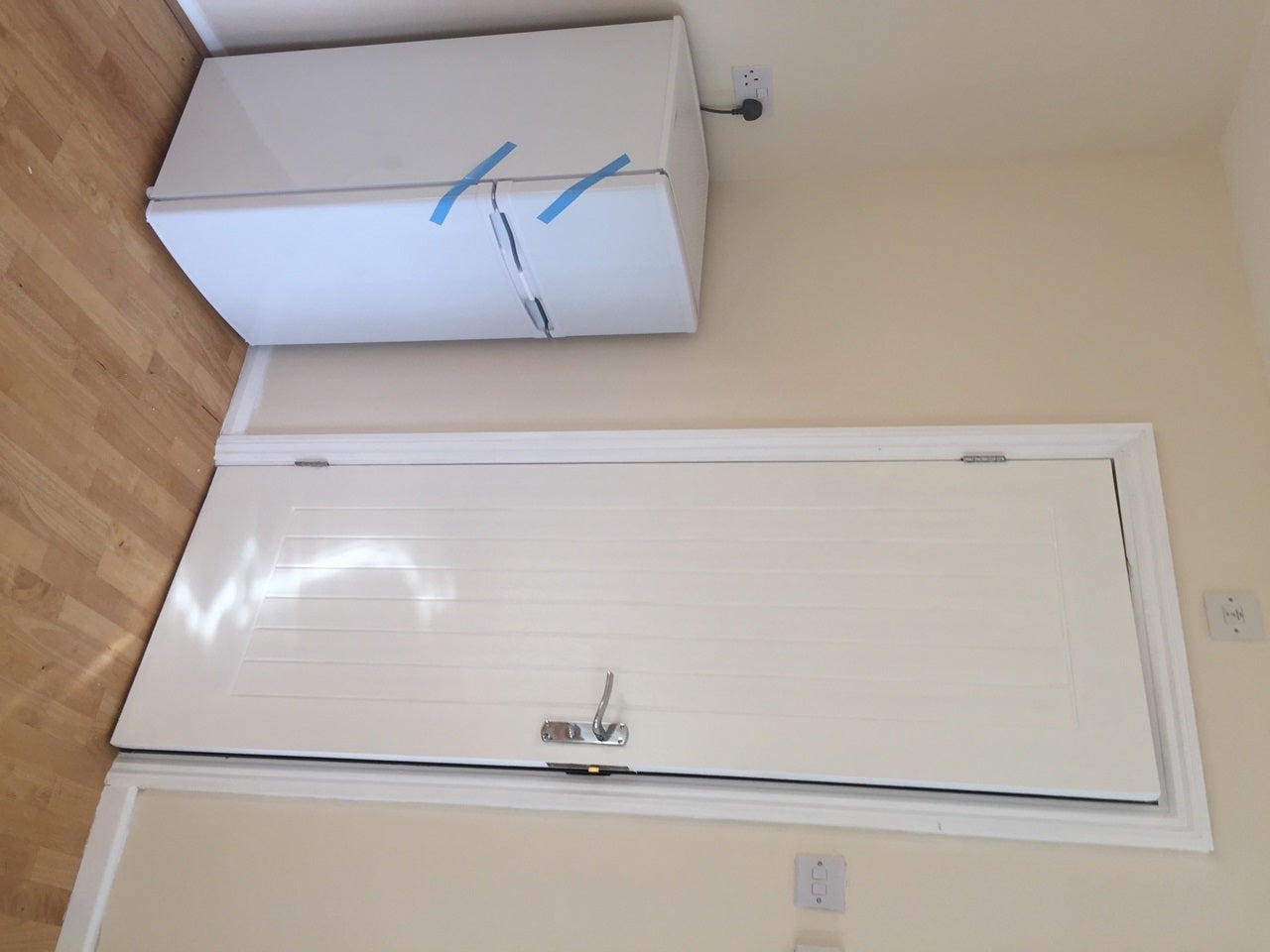 Room Orchard Avenue in Greater London