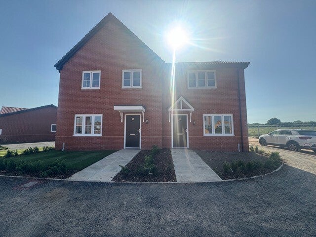 House Barton Road in Hinckley and Bosworth