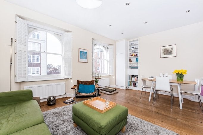 Flat Queensway in City of Westminster