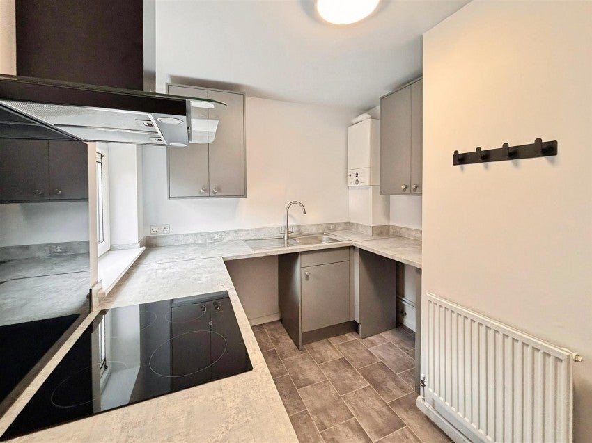 Flat Grafton Street in Kettering