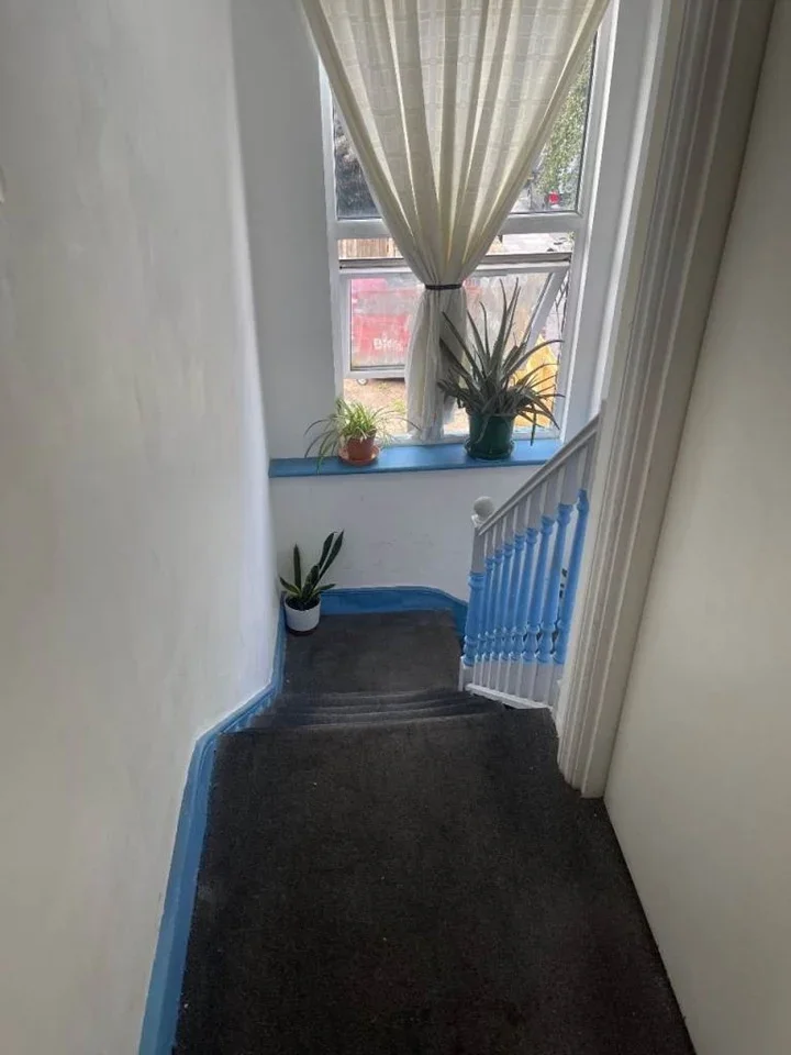 Room Salusbury Road in Greater London