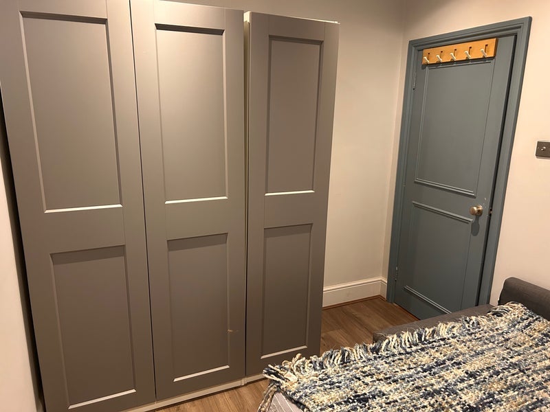 Room Uxbridge Road in Greater London